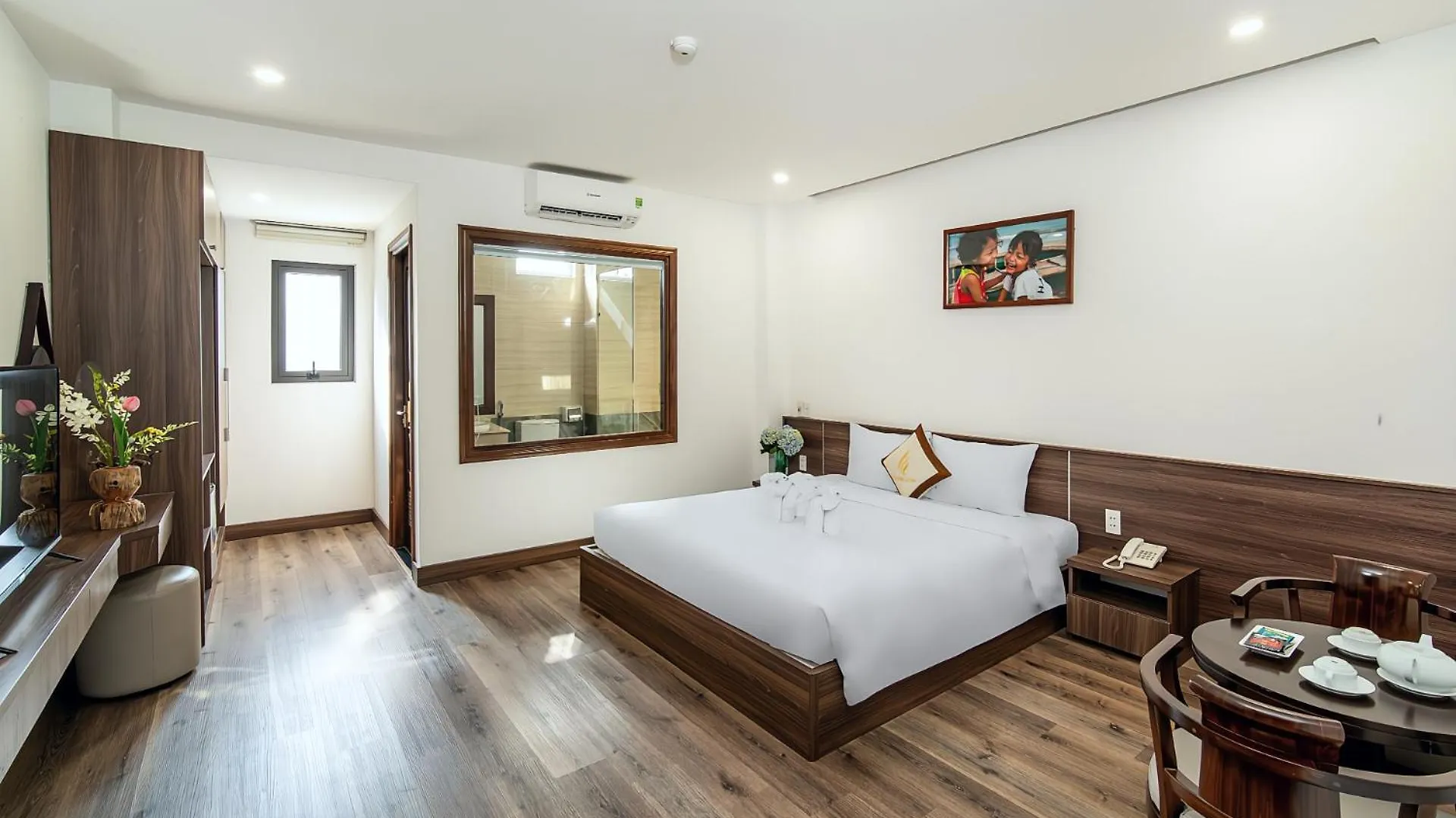 Hoang Linh Riverside Hotel Danang 0*, Da Nang Vietnam