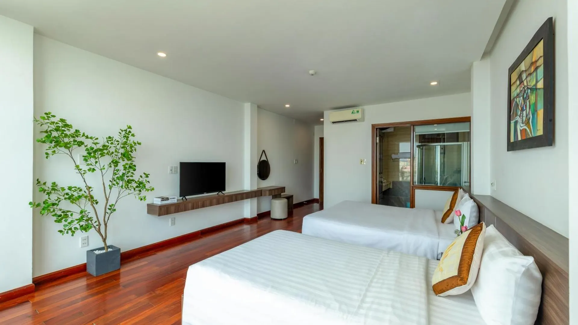 Hoang Linh Riverside Hotel Danang  Da Nang