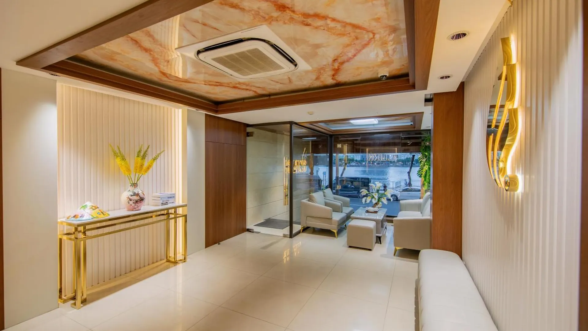 Hoang Linh Riverside Hotel Danang  Da Nang
