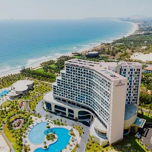 resort-aquamarine-beachfront-spa-cam-ranh.nhatrangbesthotels.com/