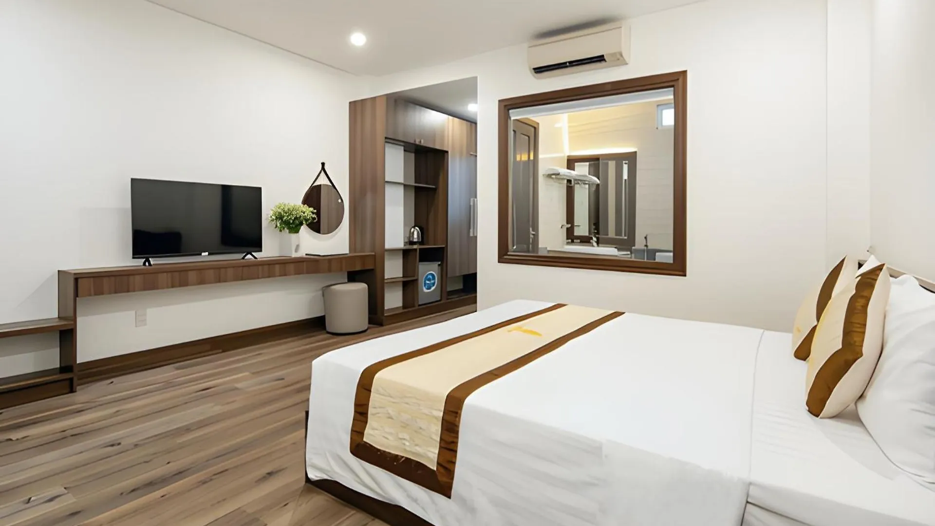 Hoang Linh Riverside Hotel Danang  Đà Nẵng